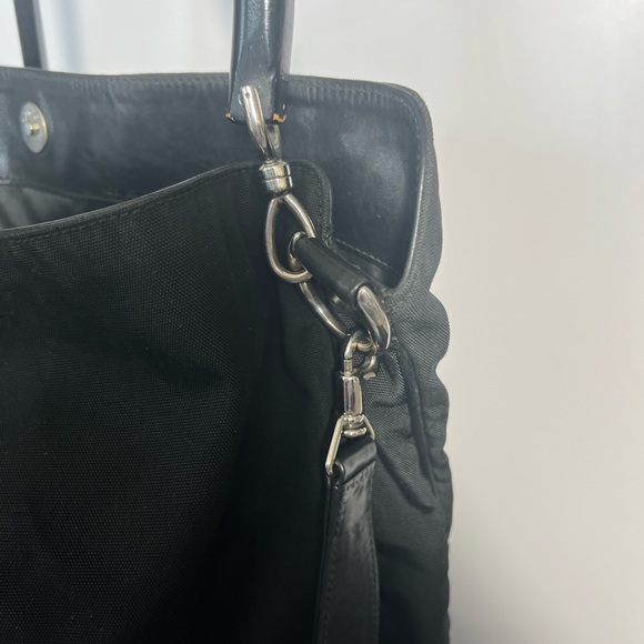 Gucci black nylon canvas hobo bag with leather strap and bamboo handle - Picture 5 of 15